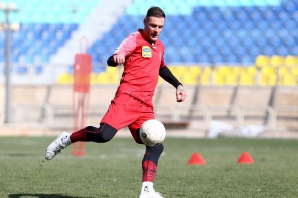 شماره ۱۰ بر تن ستاره خارجی پرسپولیس شماره ۱۰ بر تن ستاره خارجی پرسپولیس