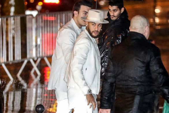 چه کسانی در مراسم تولد جنجالی نیمار حاضر بودند؟ چه کسانی در مراسم تولد جنجالی نیمار حاضر بودند؟