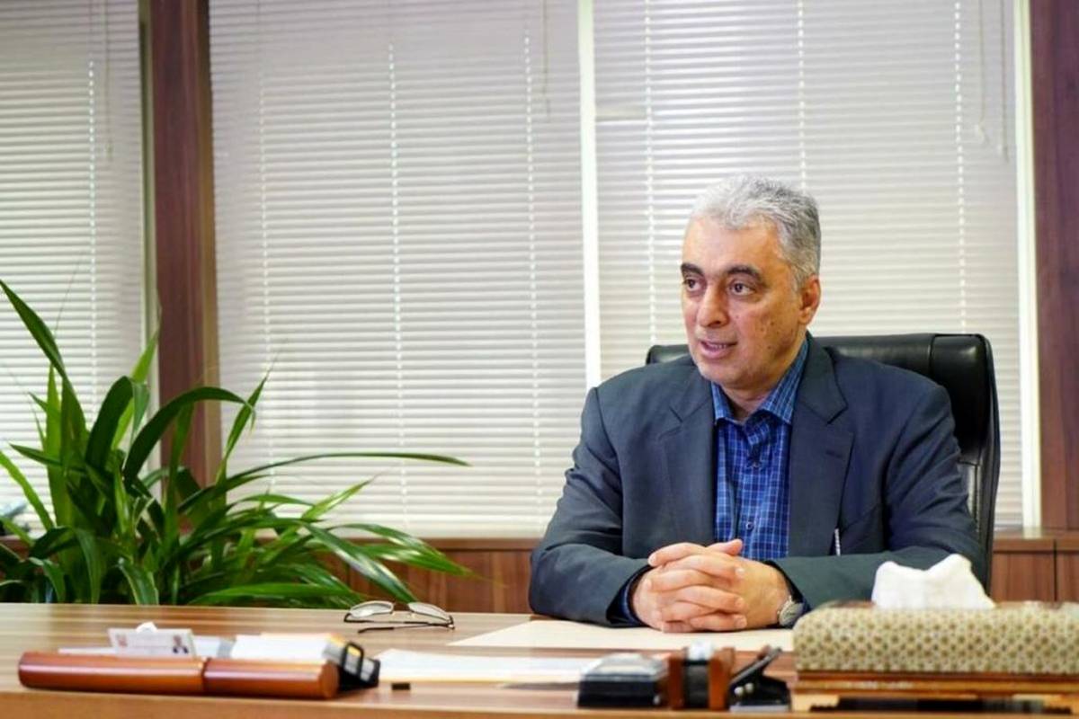 لزوم تسلط به دانشهای نوین و نرمافزارهای روز دنیا