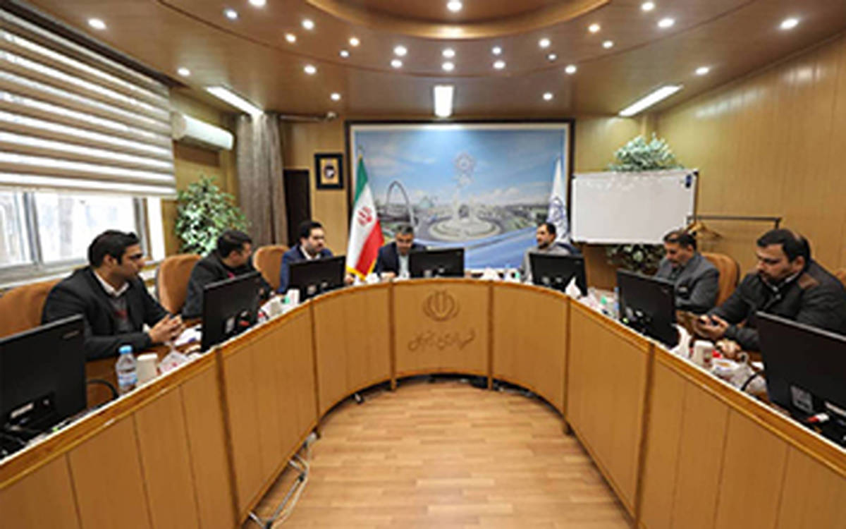 شهرداری زنجان و هلدینگ فناوری اطلاعات بانک شهر تفاهمنامه همکاری امضا کردند