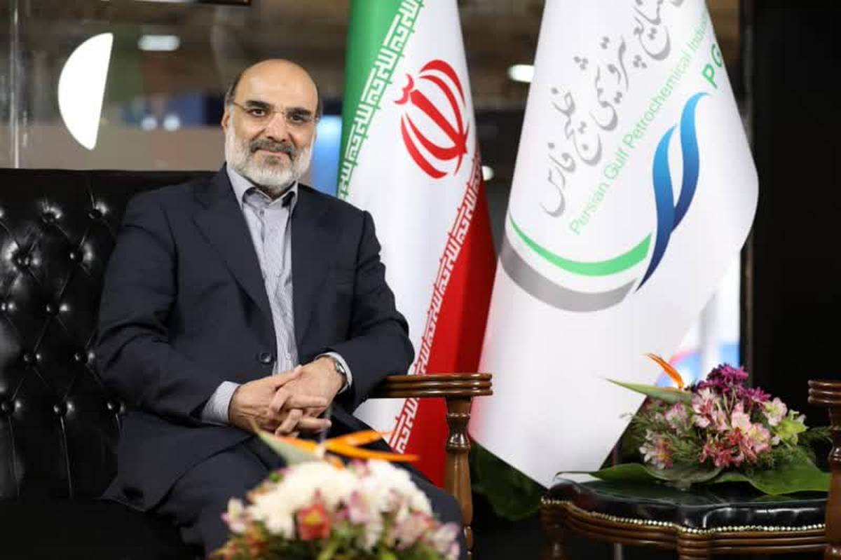 پیام دکتر عـلی عسـکری مدیرعامل شـرکت صنـایع پتـروشیمی خلیـج فـارس به مناسبت "٨ دی، روز صنعت پتروشیمی"